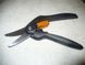 Универсальные садовые ножницы-секатор Fiskars Single Step SP27 (1000570) 1000570 фото 5