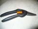 Универсальные садовые ножницы-секатор Fiskars Single Step SP27 (1000570) 1000570 фото 4