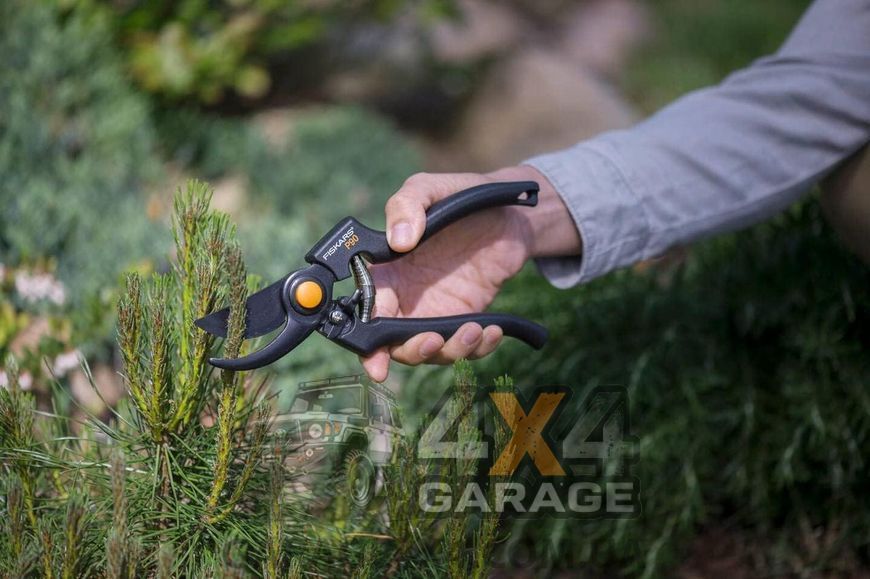 Профессиональный садовый секатор Fiskars P90 (1001530) 1001530 фото