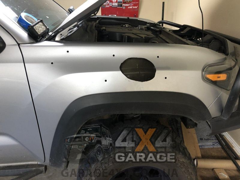 Шноркель для Toyota Tacoma 2016 &mdash; 2021 з ударостійкого пластику (ARMAX) STT172A фото