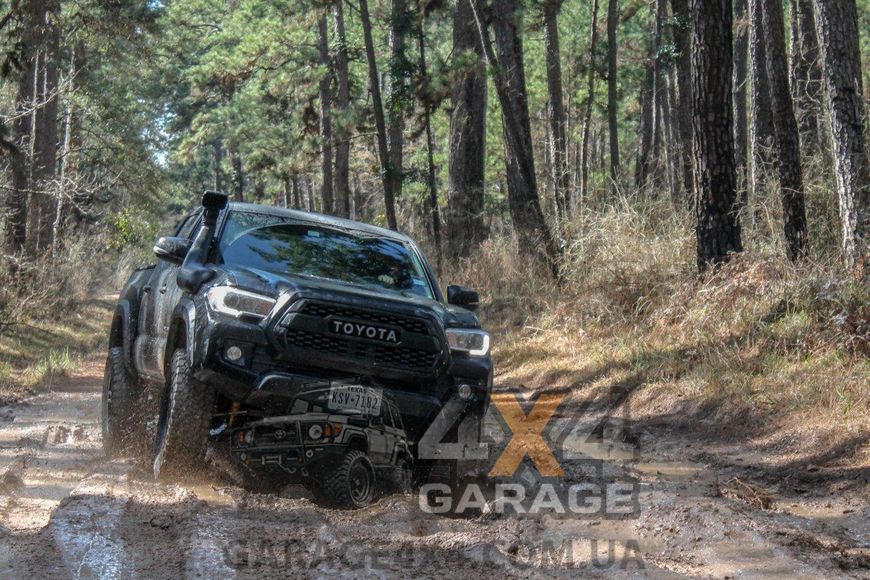 Шноркель для Toyota Tacoma 2016 &mdash; 2021 з ударостійкого пластику (ARMAX) STT172A фото