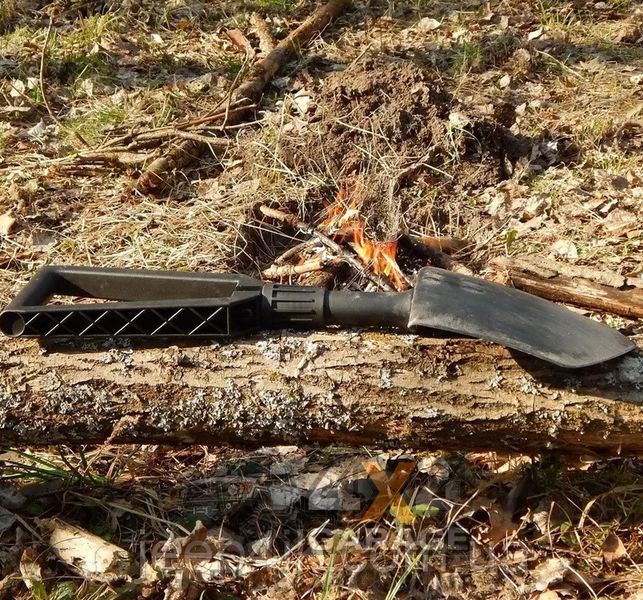 Универсальная складная лопата Fiskars (1000621) 1000621 фото