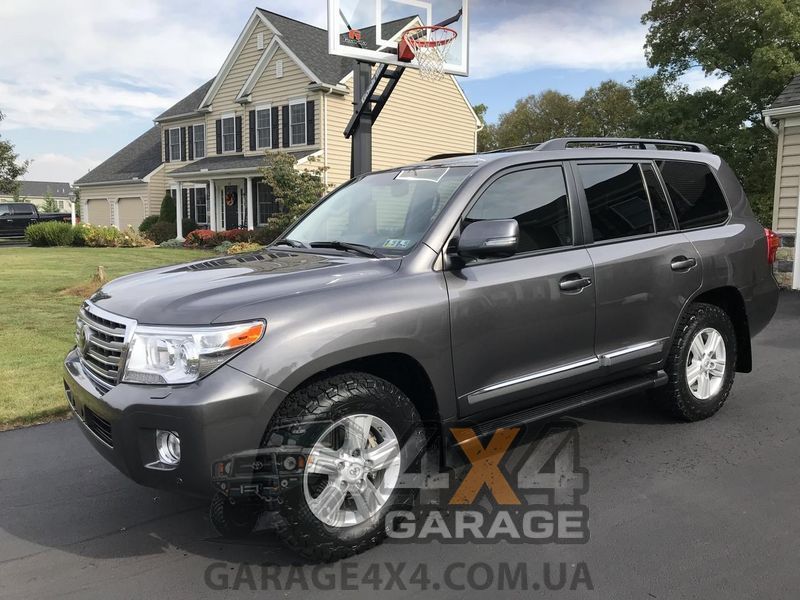 Комплект передніх пружин OME 2700 для Toyota Land Cruiser 200 OME2700 фото
