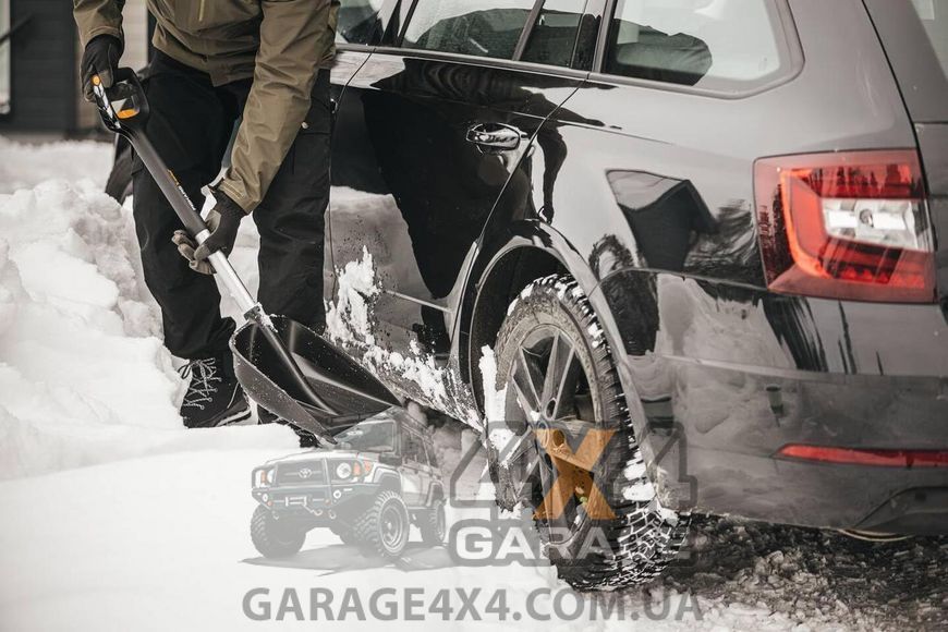 Телескопическая автомобильная лопата для снега Fiskars X-series (1057187) 1057187 фото