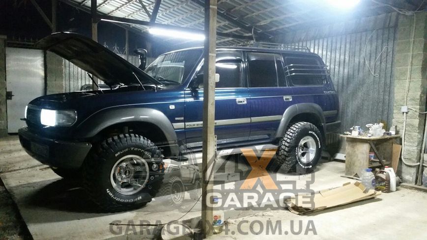 Колісні (ступичні) проставки Hofmann 30 мм для Toyota Land Cruiser 80 SPV 006 O/T фото