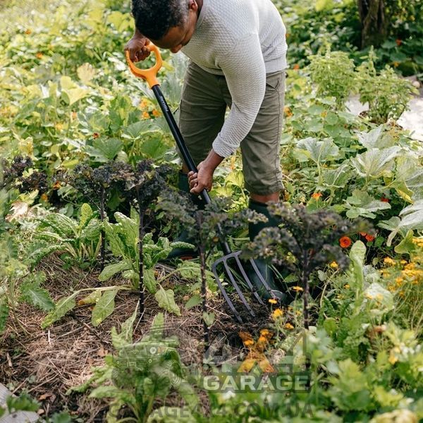 Профессиональные садовые вилы Fiskars Solid 1070673 1070673 фото