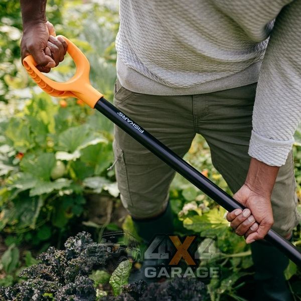 Профессиональные садовые вилы Fiskars Solid 1070673 1070673 фото