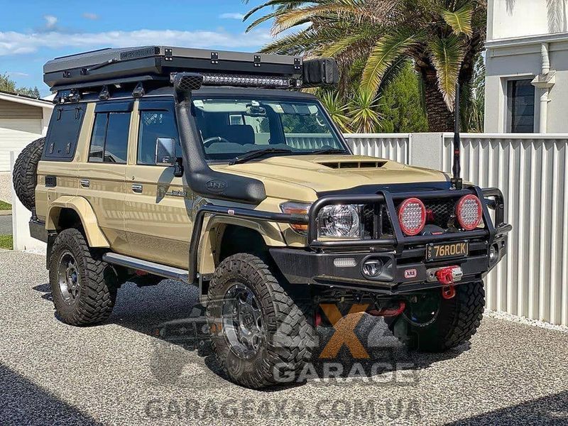 Усиленный комплект подвески Old Man Emu PLUS для Toyota Land Cruiser 78 4.2TD 2859, 63008 (2шт), OMESD2 фото