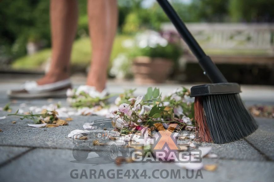 Универсальная щетка Fiskars Solid М (1025921) 1025921 фото