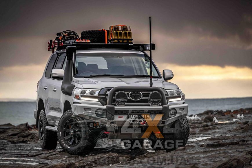 Комплект усиленных задних пружин OME +200кг для Toyota Land Cruiser 200 (Без KDSS) OME2723 фото