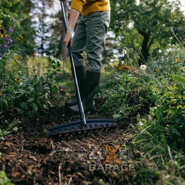 Универсальные садовые грабли Fiskars Solid 1003466 1003466 фото