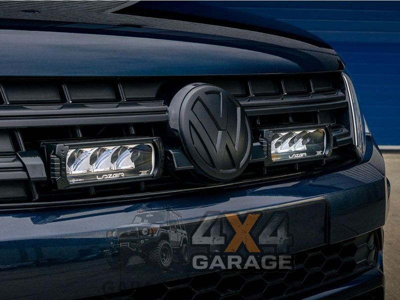 Светодиодные балки Lazerlamps Triple-R 750 High Performance в решетку радиатора VW Amarok V6 2016+
