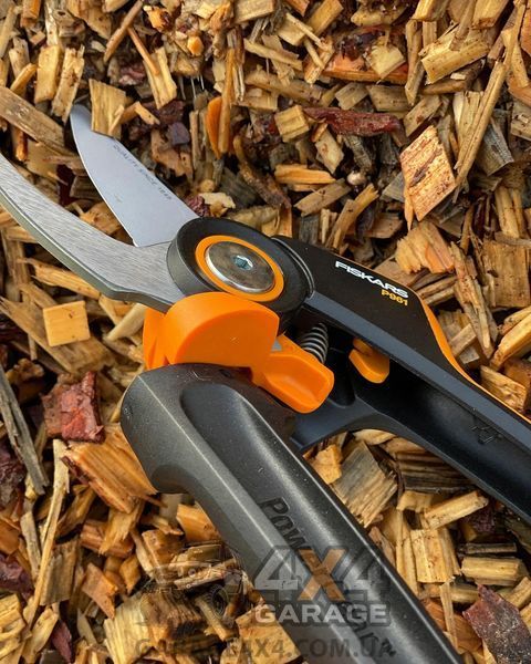Площинний садовий секатор Fiskars PowerGear P961 (1057175) 1057175 фото