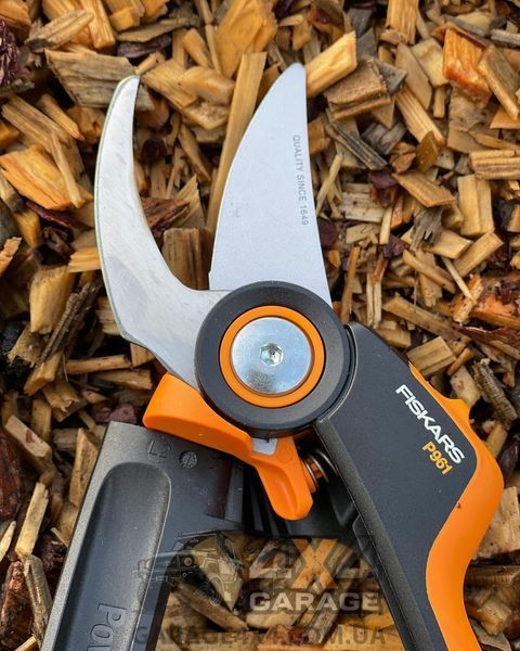 Площинний садовий секатор Fiskars PowerGear P961 (1057175) 1057175 фото