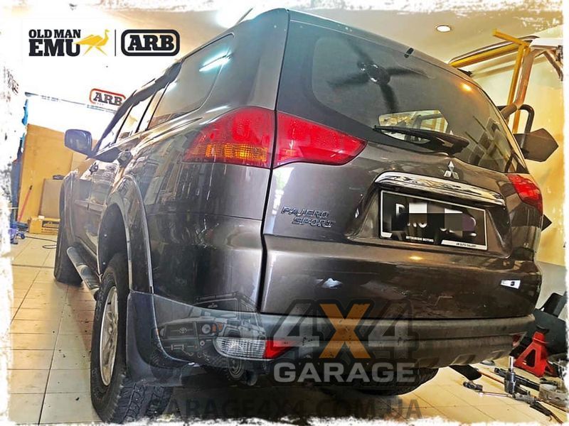 Посилений задній амортизатор OME Nitrocharger Sport Mitsubishi Pajero Sport 2010-2016