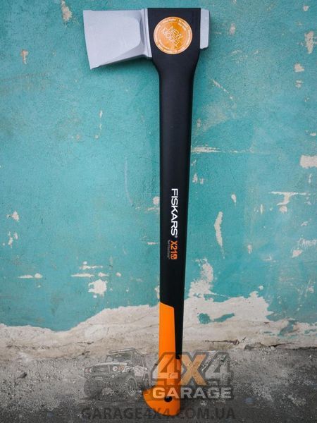 Качественный финский топор-колун Fiskars X21 L 1015642 фото