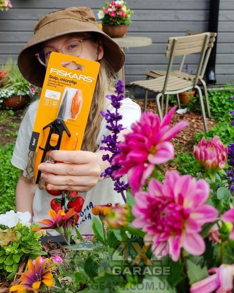 Ножиці для квітів Fiskars Solid Micro-Tip SP13 (1051600) 1051600 фото