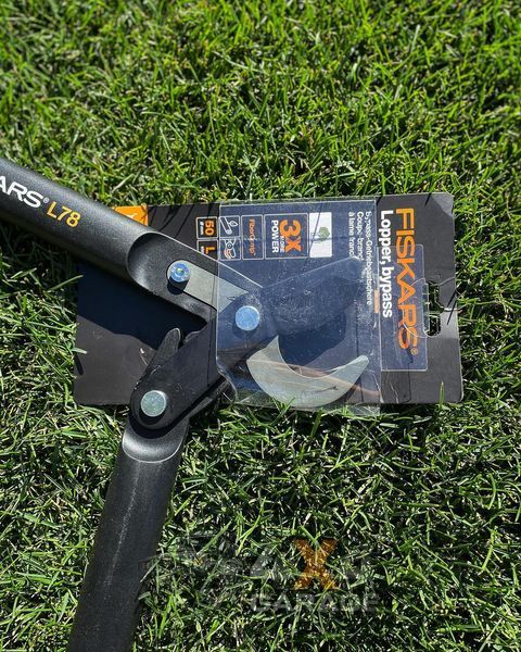 Великий площинний сучкоріз Fiskars PowerGear з загнутими лезами (L) L78 112590 1000584 фото