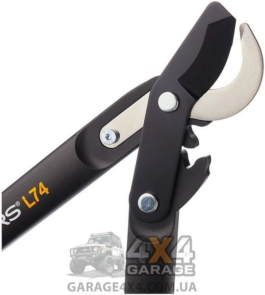 Плоскостной садовый веткорез Fiskars L74 (M) с загнутыми лезвиями (1000582) 1000582 фото