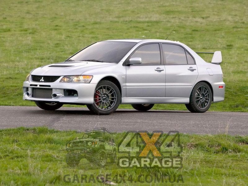 Передние тормозные колодки HAWK Performance Ceramic для Mitsubishi Lancer Evolution 2003-2014 (керамические) HB453Z.585 фото