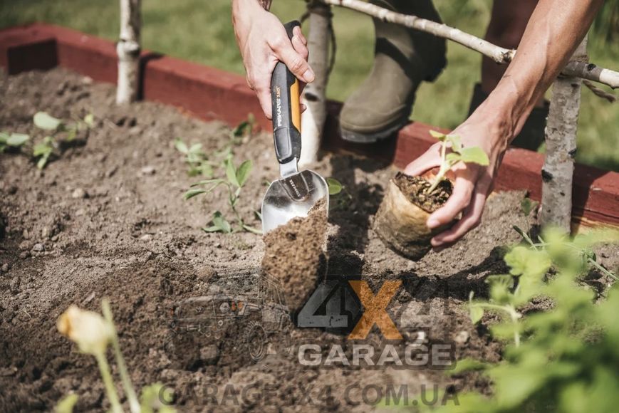 Профессиональный садовый совок Fiskars Xact (1027043) 1027043 фото