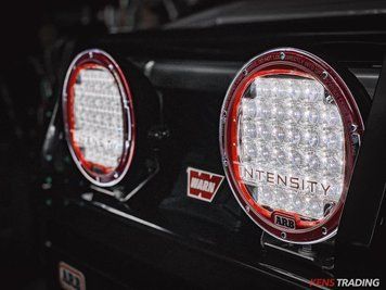 Комплект круглых светодиодных фар дальнего света ARB LED Intensity AR32FV2 (рассеянный свет) AR32FV2x2 фото