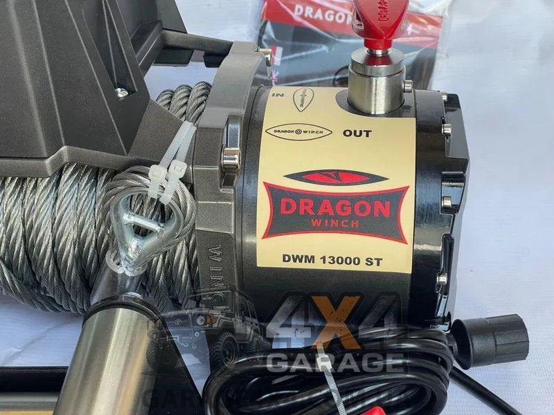 Автомобильная лебедка Dragon Winch Maverick 13000 ST (12 Вольт / 5900 кг) DWM13000ST фото