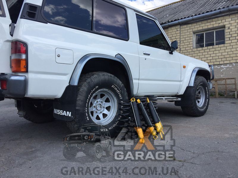 Усиленный передний амортизатор OME Nitrocharger Sport Nissan Patrol Y60 60013 фото