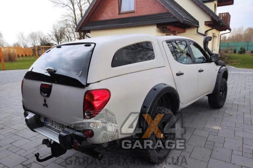 Пластикові розширювачі арок Mitsubishi L200 2006-2015 (Фендера/ABS пластик) FF-TT06B фото