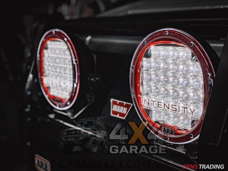 Комплект светодиодных фар дальнего света ARB LED Intensity AR32SV2 (направленный свет) AR32SV2х2 фото