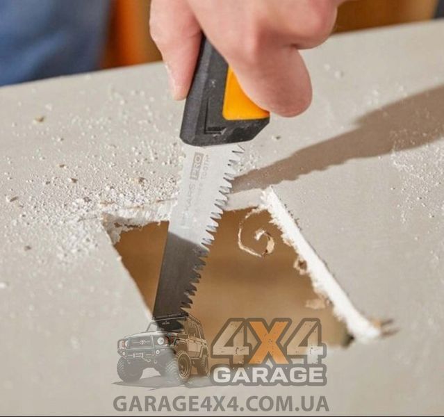 Ручна посилена пилка з потрійним заточуванням Fiskars Pro PowerTooth 150 мм 8 TPI ((1062935) 1062935 фото