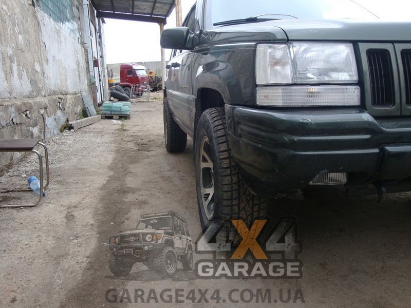 Колесные (ступичные) проставки Hofmann 30 мм для Jeep Grand Cherokee WJ/WG/ WH 1998-2010 SPV 005 AGC фото
