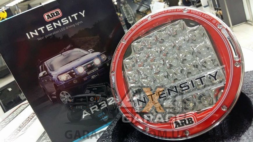 Кругла світлодіодна фара дальнього світла ARB LED Intensity AR32S (направлений промінь / 90 Вт) AR32S фото