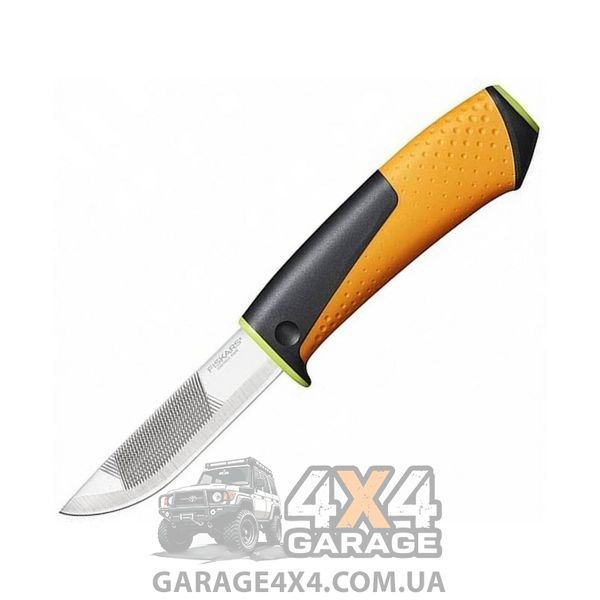 Подарочный набор Fiskars: топор-колун, нож, складная пила (2021283) 2021283 фото