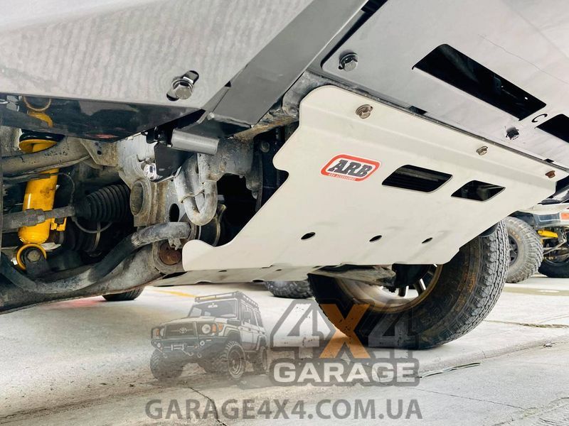 Посилений захист двигуна та роздавки ARB для Mitsubishi Pajero Sport 2010-2016 5446100 фото