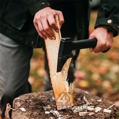 Компактный финский топор для рубки дров Fiskars Solid A10 (1051085) 1051085 фото