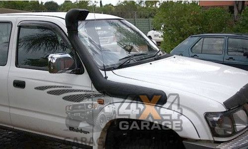 Шноркель Telawei для Toyota Hilux 1997-2005 (Бензин, правая сторона) STH167RA фото