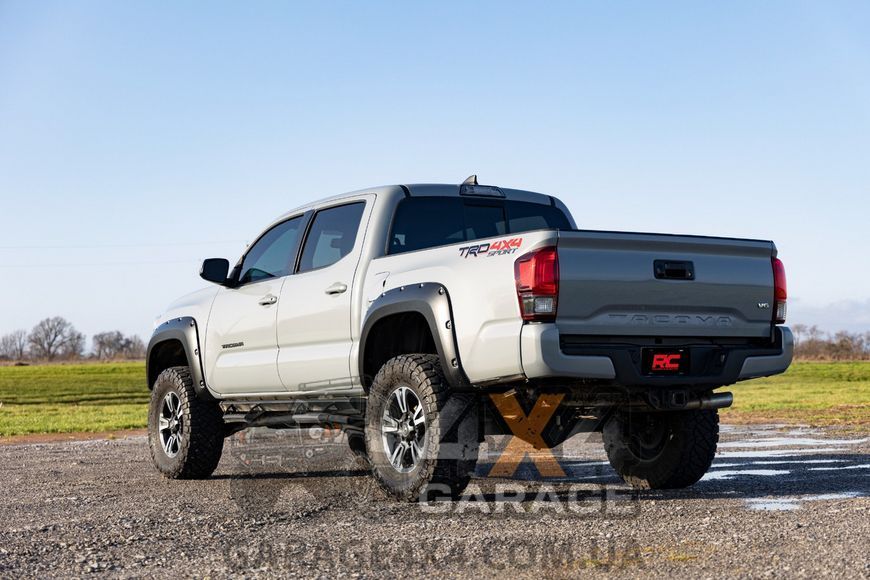 Пластикові розширювачі арок Toyota Tacoma 2016-2021 (Фендера / ABS-пластик) FF-TTCM16L фото
