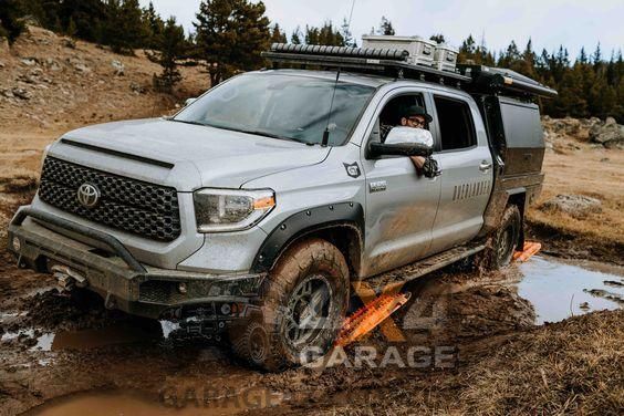 Посилений комплект підвіски Old Man Emu PLUS для Toyota Tundra 2006 -2021 2613, 90018 (2шт), CS055R фото