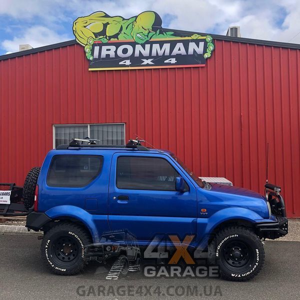 Усиленный комплект подвески IronMan Suzuki Jimny 2008-2018 (с газомасляными амортизаторами) 12760GR (2шт), 12759GR фото