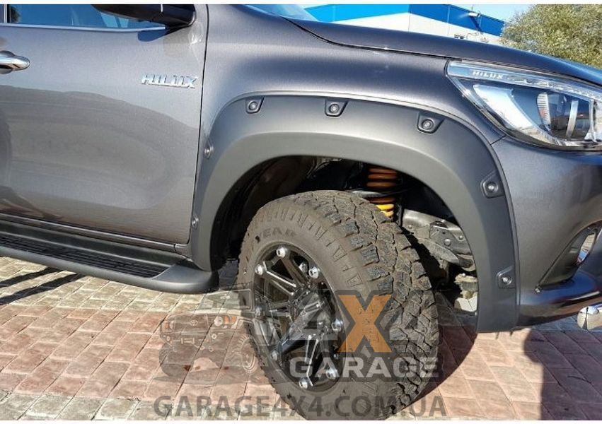 Пластиковые фендера для Toyota Hilux 2021+ (расширители арок / ABS пластик) FF-THR21B фото