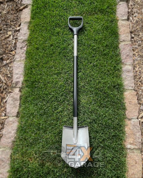 Лопата штыковая для копа Fiskars Ergonomic (1066708) 1066708 фото