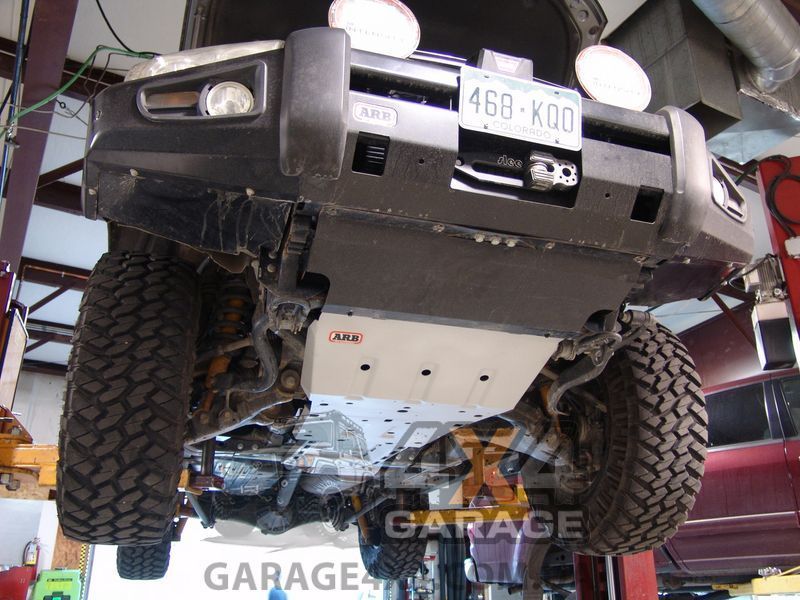 Комплект усиленной защиты двигателя и раздатки ARB для Toyota Land Cruiser 200 2007-2015 (V8 турбодизель) 5415100 фото