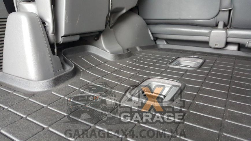 Чорний гумовий автокилимок WeatherTech в багажник Lexus LX 2008+ (за 2-й ряд) 40856 фото