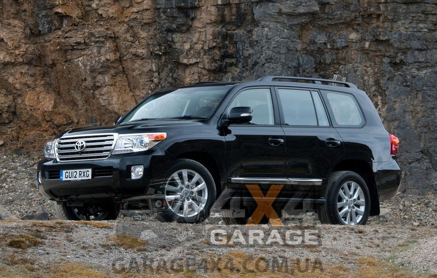 Передній перфорований гальмівний диск DBA Street Series X Gold для Toyota Land Cruiser 200 (2007-2015) DBA2722X / EX фото