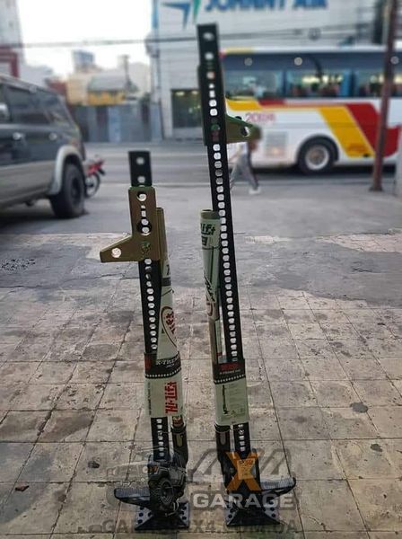 Чугунный реечный домкрат Hi-Lift Jack X-Treme 60" (1,5 метра) XT-605 фото