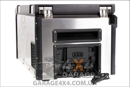 Портативний автомобільний холодильник ARB ELEMENTS Fridge Freezer 60L 10810603 фото