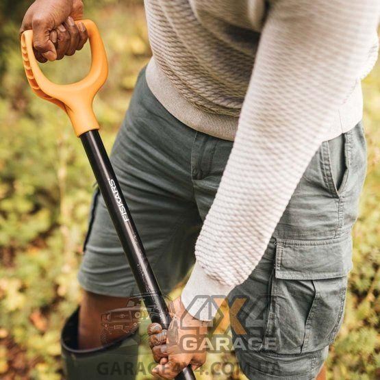 Прямая садовая лопата Fiskars Solid 1066717 (116 см) 1066717 фото