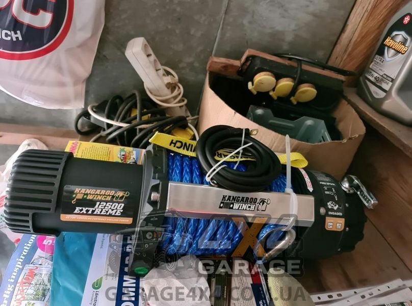 Лебідка для позашляховика 12 вольтів KangarooWinch 12500 Extreme (Синтетичний трос/6670 кг) K12500XT-SR фото